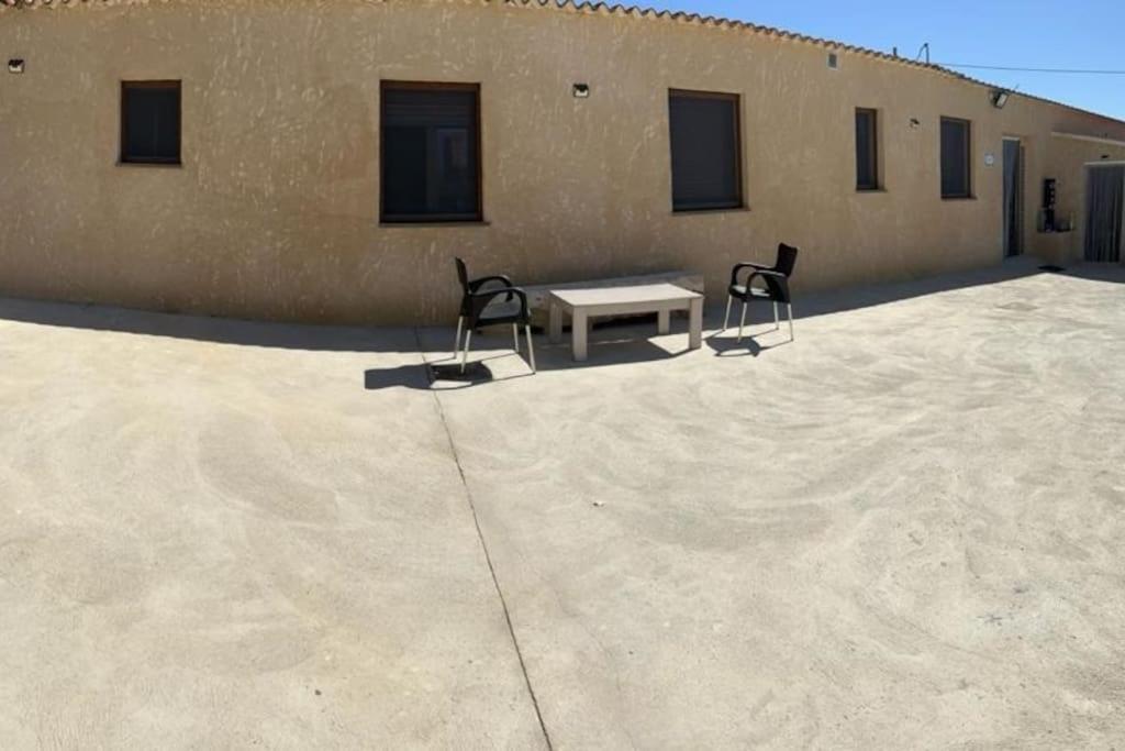 Agradable Villa con piscina Campillo de Altobuey Esterno foto