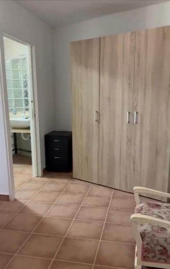 Agradable Villa con piscina Campillo de Altobuey Esterno foto