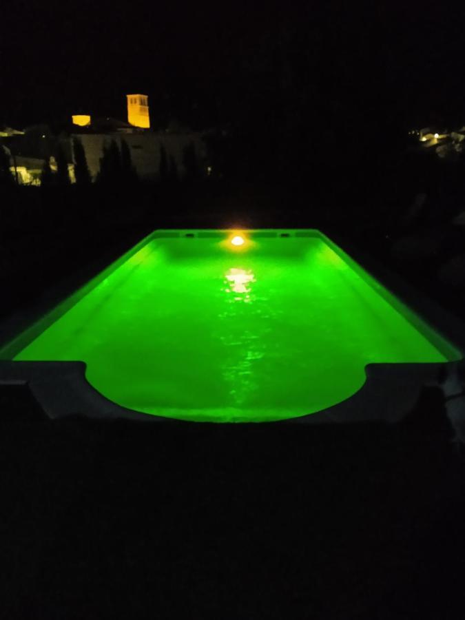 Agradable Villa con piscina Campillo de Altobuey Esterno foto